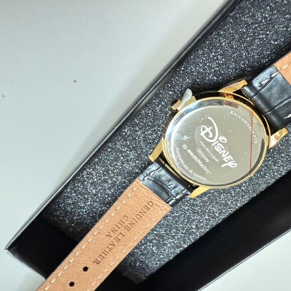 NWT - Disney Mickey Mouse Men's Gold Cardiff Alloy Watch - Picture 7 of 16